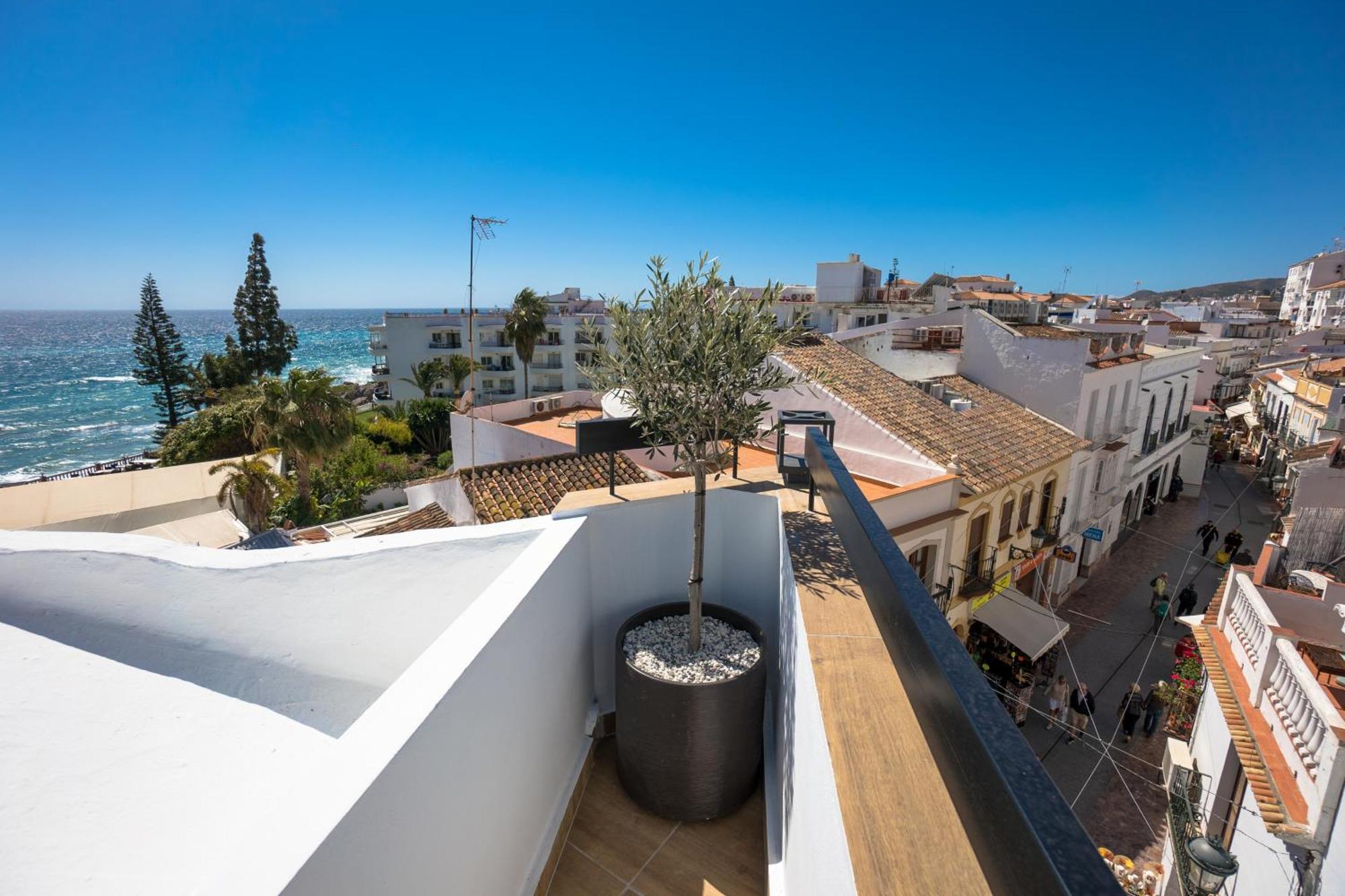 Apartamentos Kronox Nerja Eksteriør bilde
